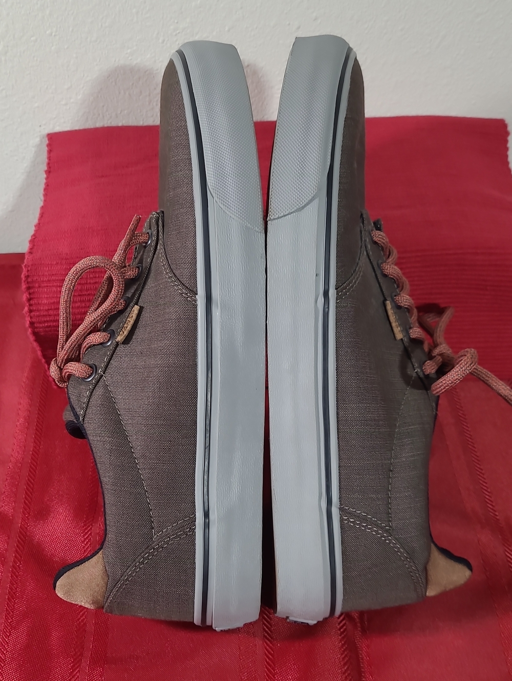Vans Atwood Deluxe Brown & Gray Canvas Low-Top Sneakers with Rust Colored Laces - Picture 6 of 9